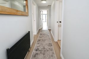 ASPEN CLOSE- click for photo gallery